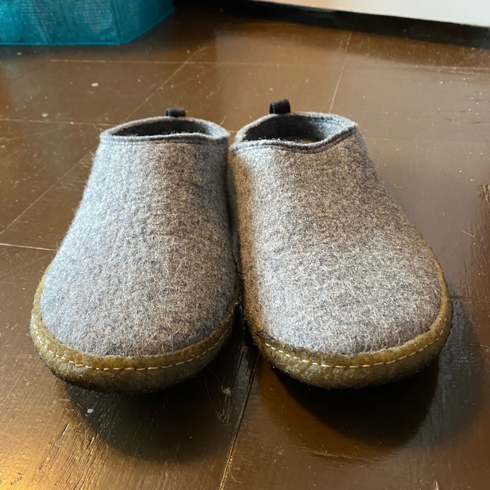 Kyrgies Outdoor Wool Slides (Men’s 13-13.5 / EU 46) - Picture 3 of 7